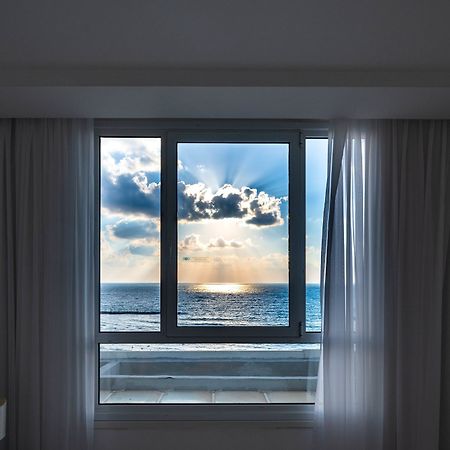 Sea View Apartment Suite テル・アビブ エクステリア 写真